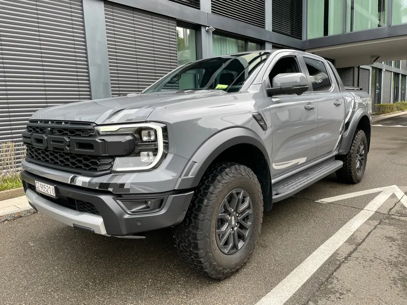 Ford Ranger in Grau