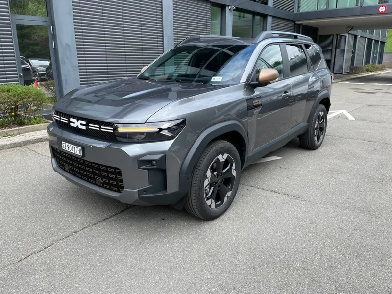 Dacia Bigster in Grau