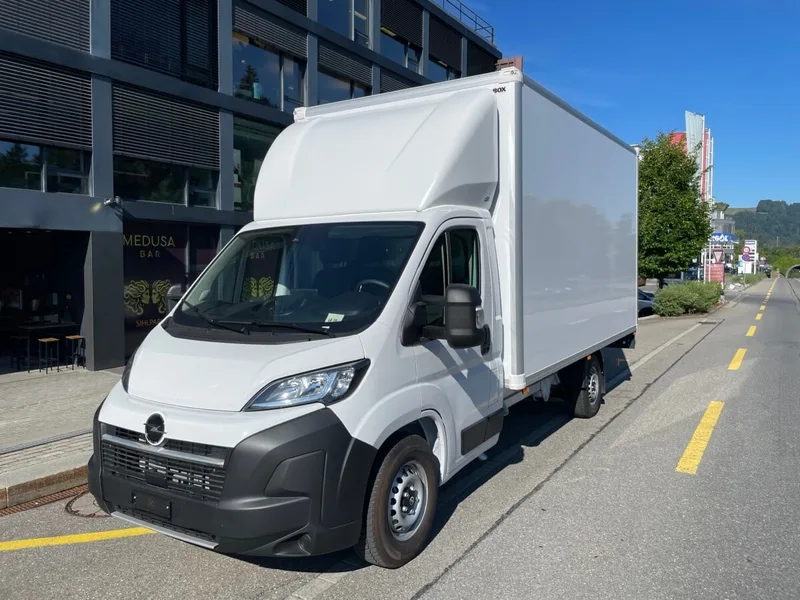 Opel Movano, colore Weiss