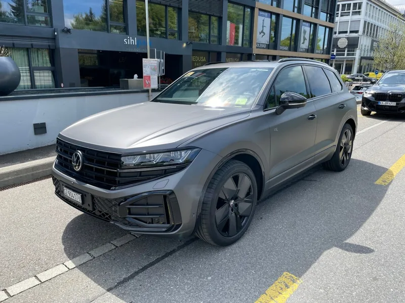 Volkswagen Touareg, colore Grau