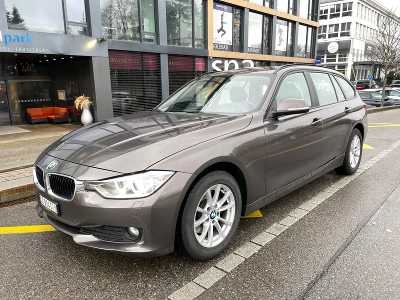 BMW 320d Touring in Braun