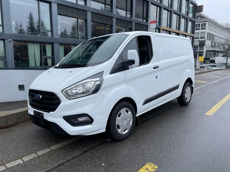 Ford Transit Custom in Weiss