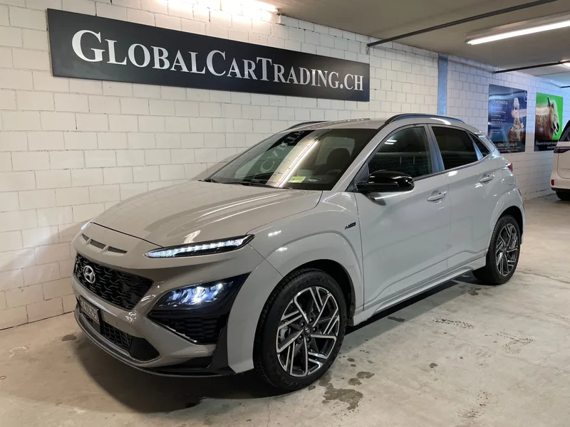 Hyundai Kona in Grau