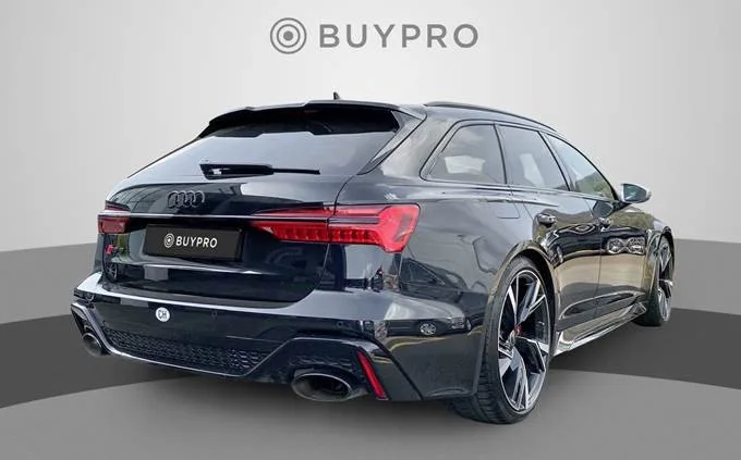 Audi RS6, couleur Schwarz