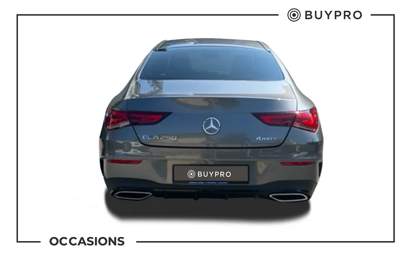 Mercedes-Benz Cla, couleur Grau