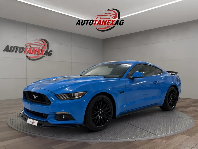 Ford Mustang in Blau