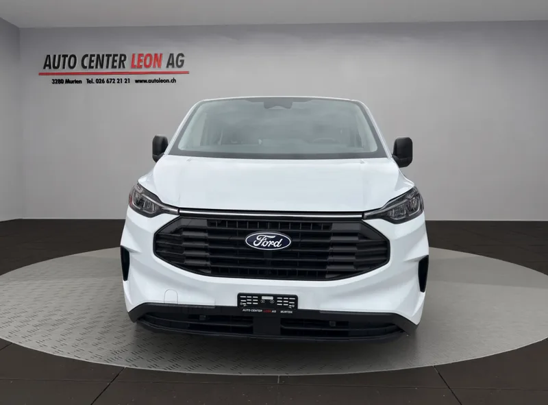 Ford Transit Custom Combi in Weiss
