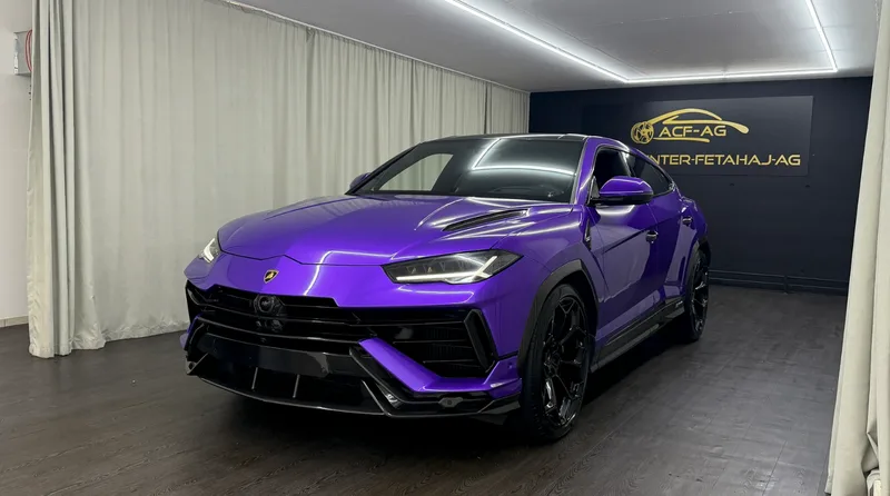 Lamborghini Urus, couleur Violett