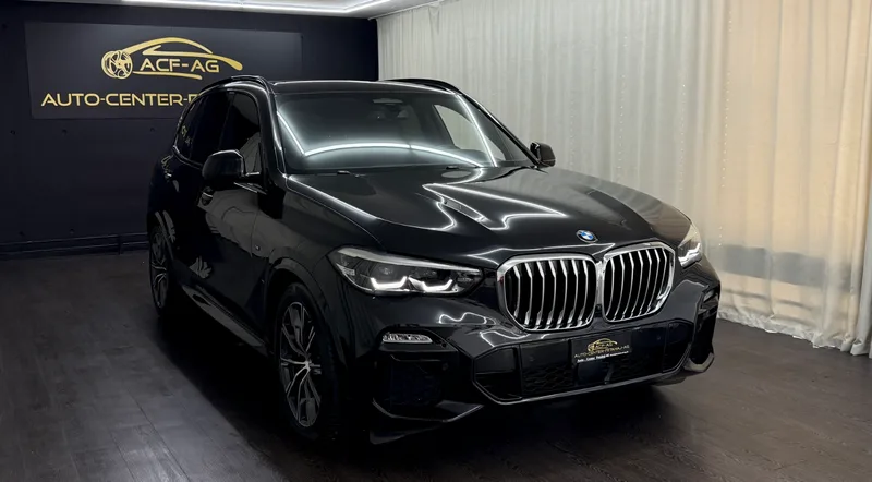 BMW X5 in Schwarz