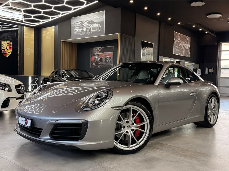 Porsche 911, colore Grau