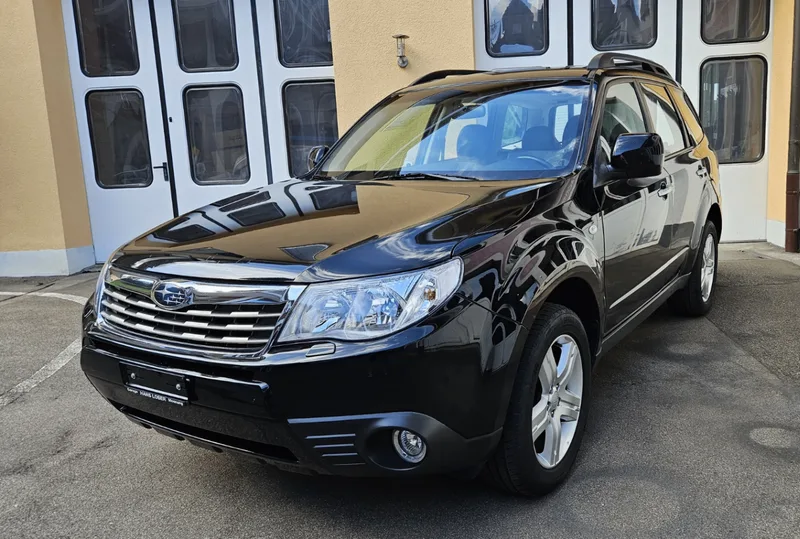 Subaru Forester in Schwarz